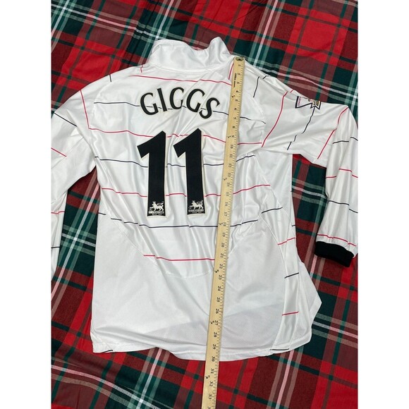 Nike Men's XL White Jersey Manchester United F.C. Ryan Giggs #11 Activewear - Picture 6 of 10
